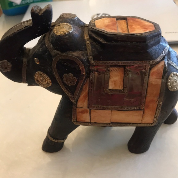 Elephant - Picture 3 of 7